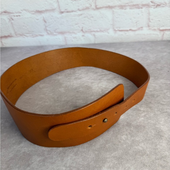 Banana Republic Genuine English Saddle Hide Wide Vintage Belt 75/30 - Picture 3 of 8